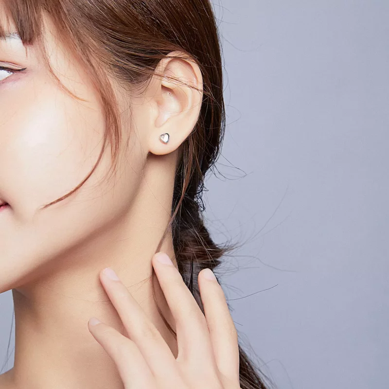 (imagen para) Aretes estilo Pandora con corazones de cristal en plata - SCE929 - Ver 6