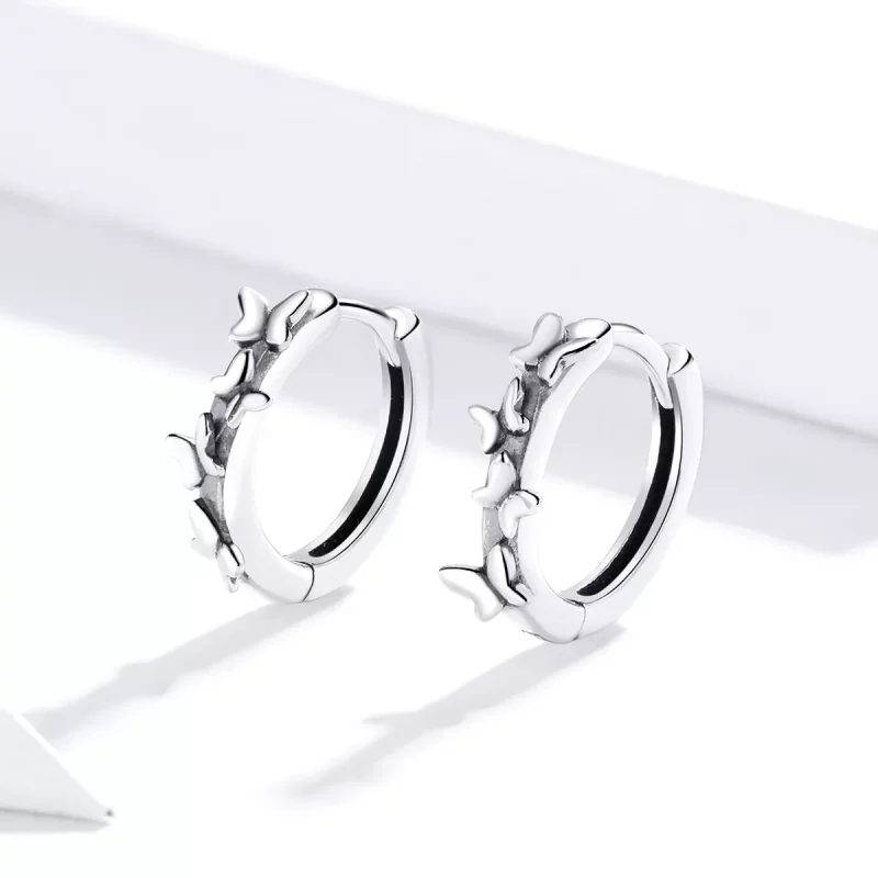 (imagen para) Aros de aro elegantes de estilo Pandora en plata con mariposas - SCE927 - Ver 3