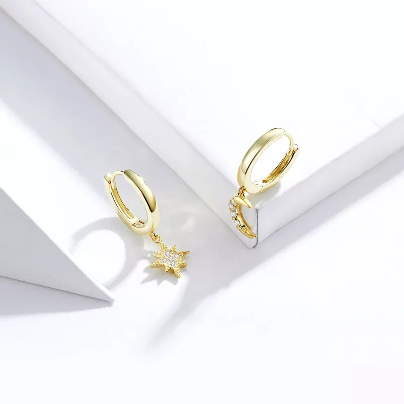 (imagen para) Estilo Pandora Pendientes colgantes Luna y Estrella bañados en oro de 18 quilate - Ver 2