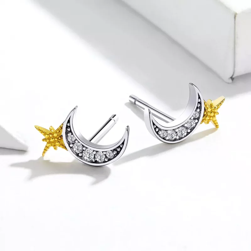 (imagen para) Estos aretes de botón estilo Pandora de dos tonos Lunar Light - SCE729 - Ver 2