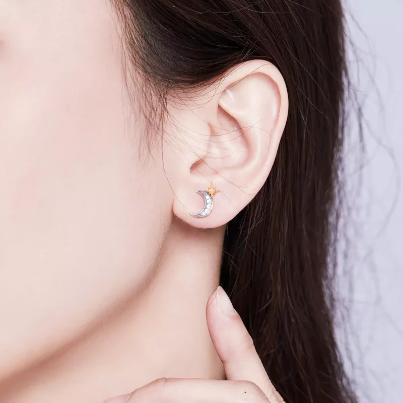 (imagen para) Estos aretes de botón estilo Pandora de dos tonos Lunar Light - SCE729 - Ver 6