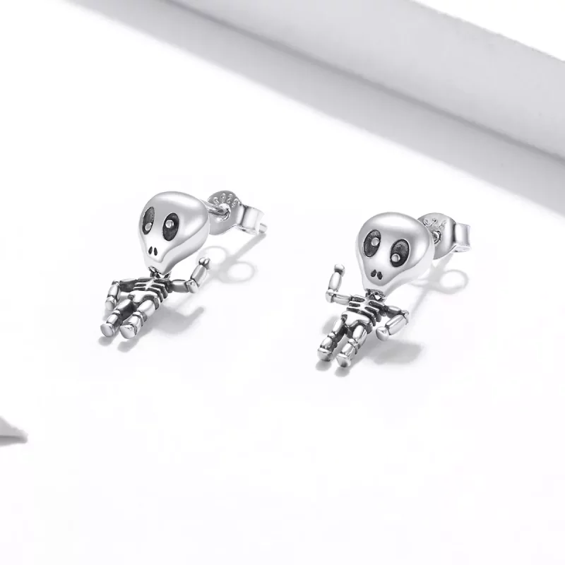 (imagen para) Estos aretes de calavera estilo Pandora en plata son geniales - SCE1110 - Ver 2