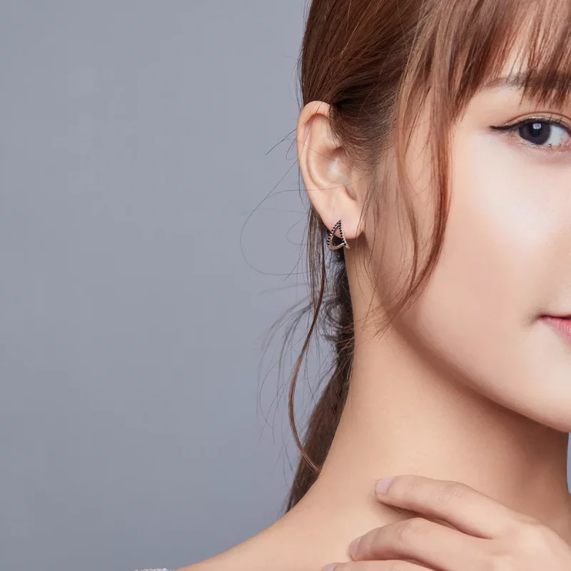 (imagen para) Estos aretes de plata estilo Pandora presentan un diseño simple de geometría - S - Ver 7