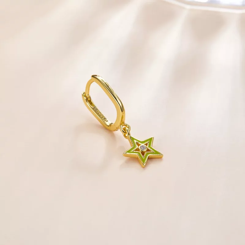 (imagen para) Pendientes colgantes de estrella brillante chapados en oro de 18 quilates estilo - Ver 2