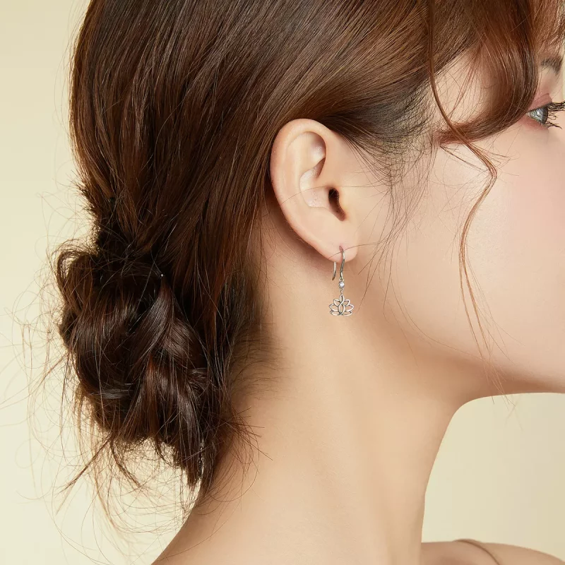 (imagen para) Pendientes colgantes elegantes de flores de loto plateadas estilo Pandora - BSE4 - Ver 7