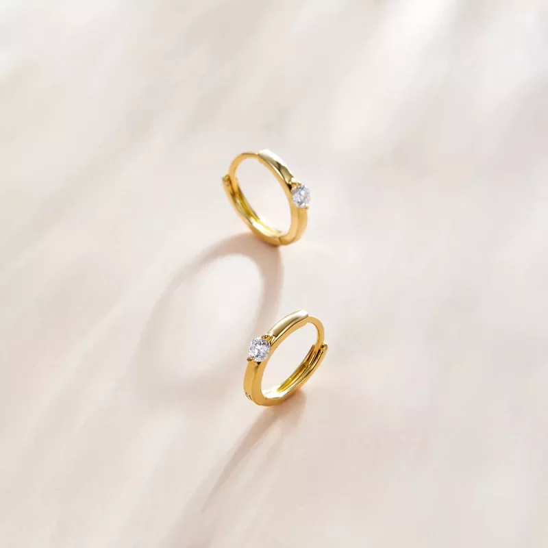 (imagen para) Pendientes de aro con diamantes brillantes chapados en oro de 18 quilates estilo - Ver 2