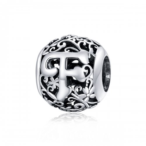 Encanto de letra G con diseño de flor calada al estilo Pandora - SCC1444-G