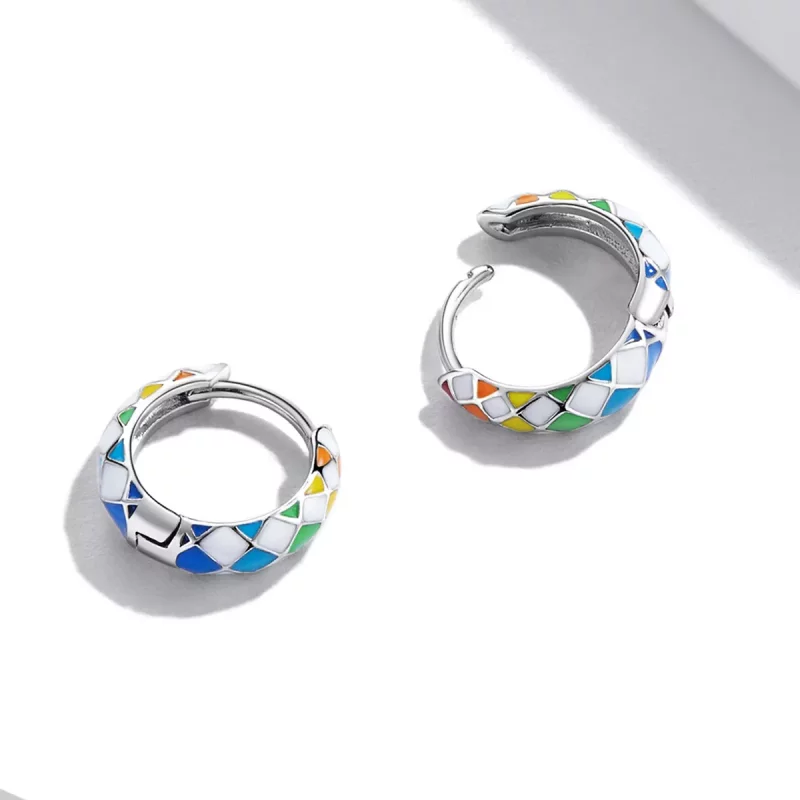 (imagen para) Arete de Aro Estilo Pandora con Tablero de Damas Arcoíris - SCE1351 - Ver 5