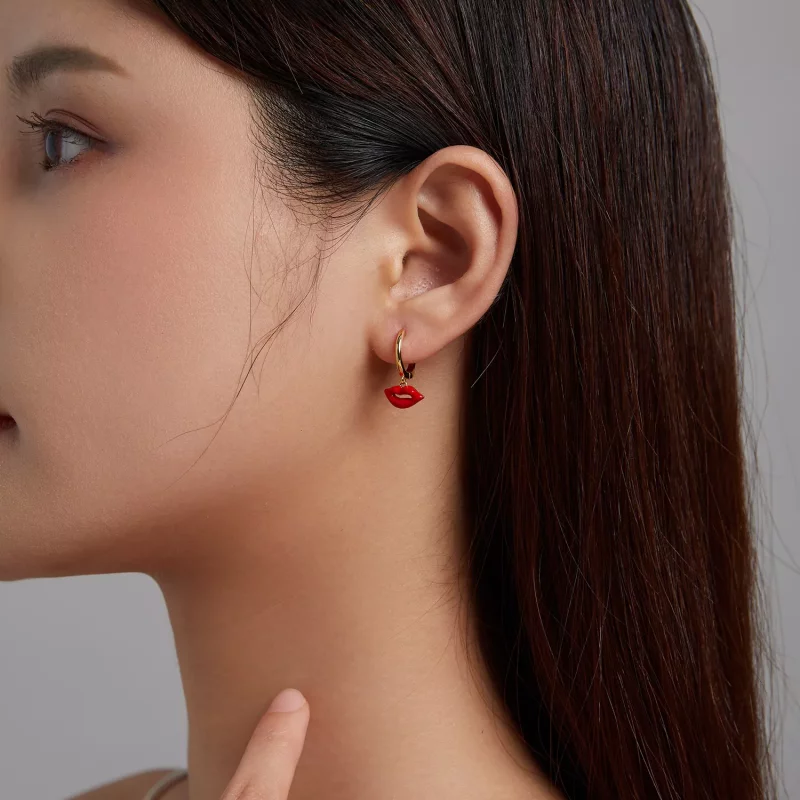 (imagen para) Aros estilo Pandora con labios llameantes - SCE1233 - Ver 3