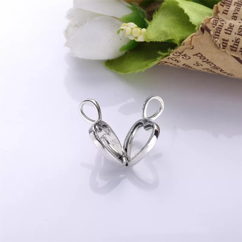 (imagen para) Colgante Locket Corazón con amor - PANDORA - Ver 3