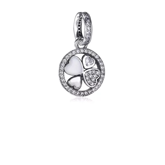 (imagen para) Collar Corazones de amor PANDORA