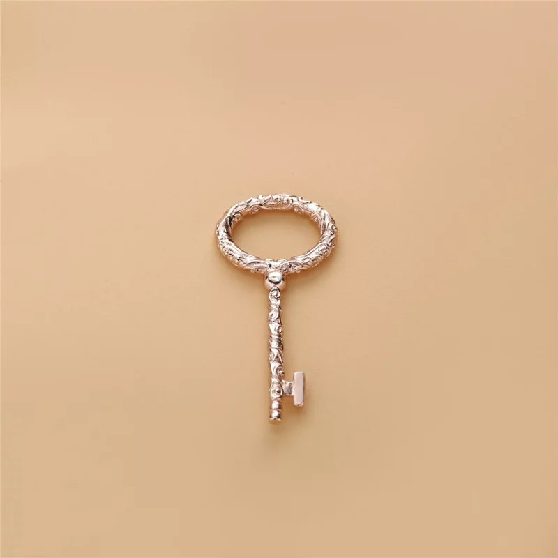 (imagen para) Collar en PANDORA Rose Llave Real - Ver 2