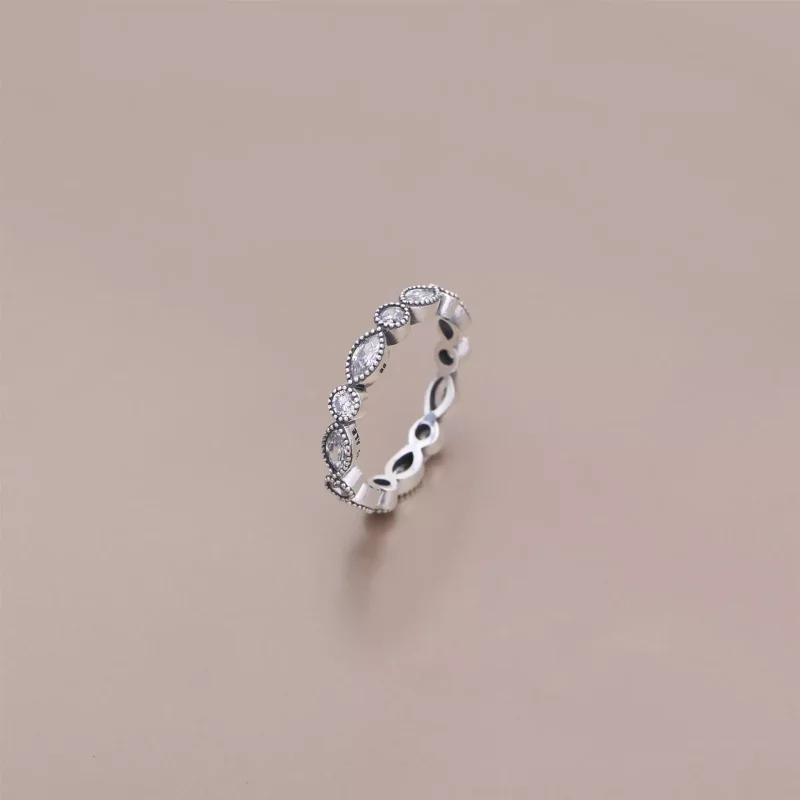 (imagen para) Anillo Brillante Seducci&oacute;n Marquise - PANDORA - Ver 2