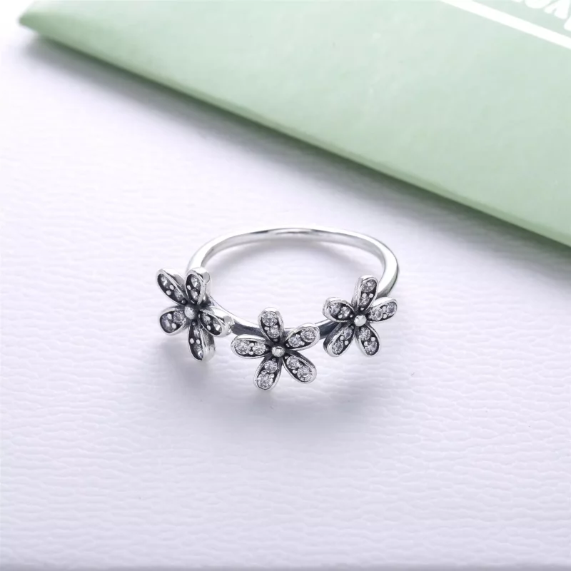 (imagen para) Anillo Margaritas Deslumbrantes - PANDORA - Ver 2