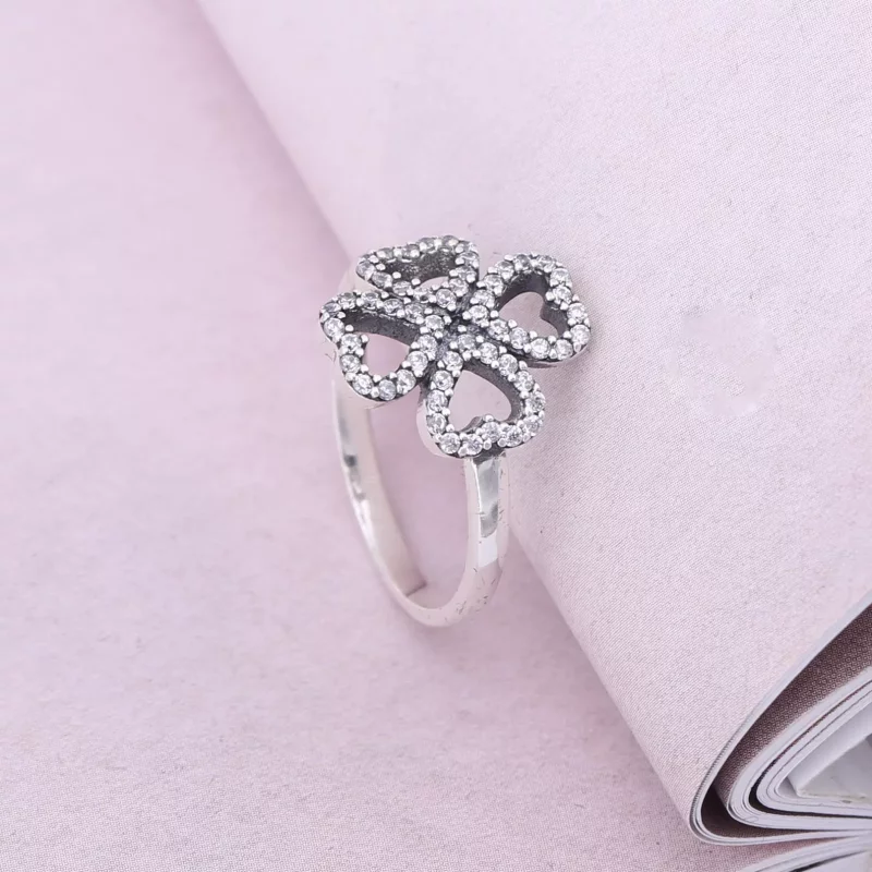 (imagen para) Anillo P&eacute;talos de Amor - PANDORA - Ver 2