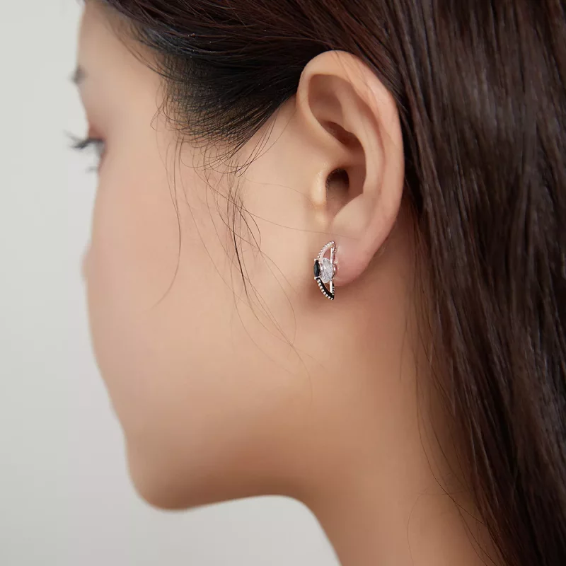 (imagen para) Estilo Pandora Entre Pendientes de Tornillo Negro y Blanco - SCE1036 - Ver 6