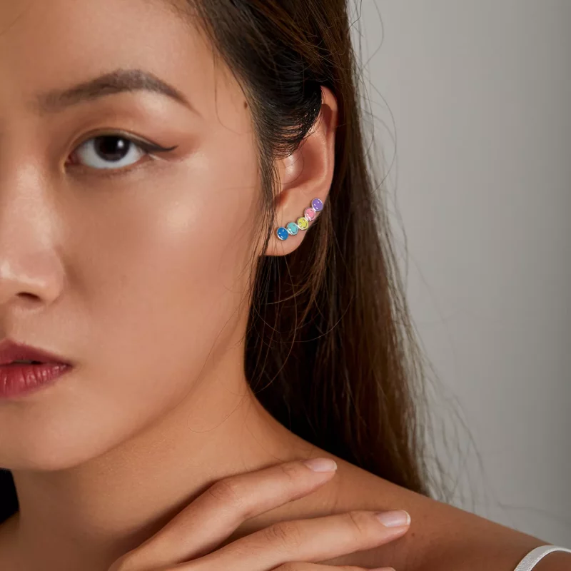 (imagen para) Estos aretes de botón con cara sonriente y estilo Pandora son coloridos - BSE553 - Ver 6
