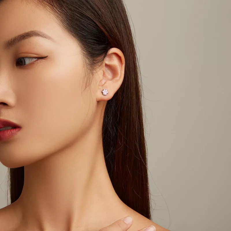 (imagen para) Estos aretes de botón con diseño estilo Pandora y forma de lindas huellas de gat - Ver 5