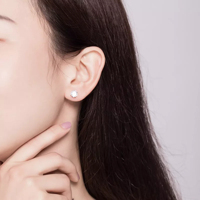 (imagen para) Estos aretes de estilo Pandora con cuatro garras y circonitas - BSE166 - Ver 10