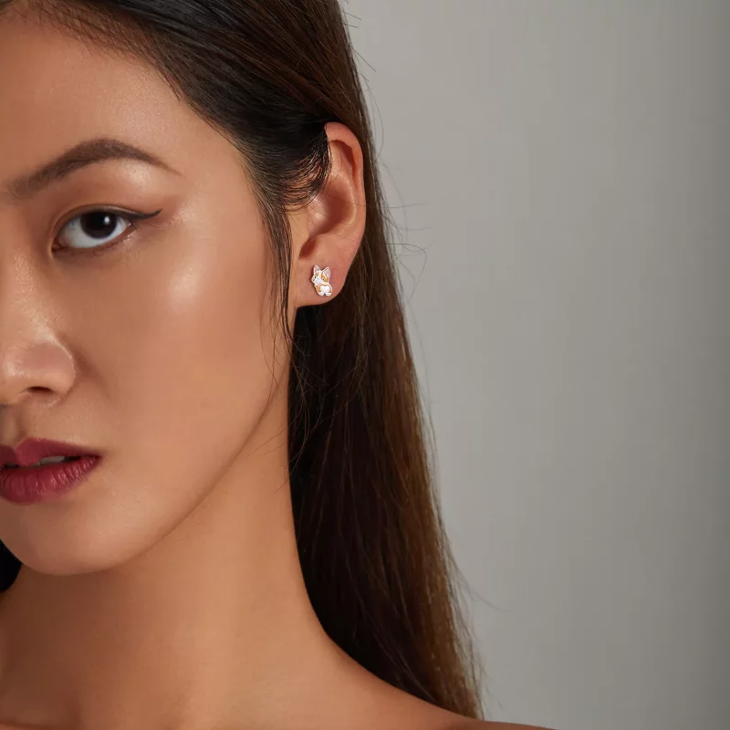 (imagen para) Estos aretes de perno estilo Pandora con un lindo diseño de Corgi - SCE1281 - Ver 5