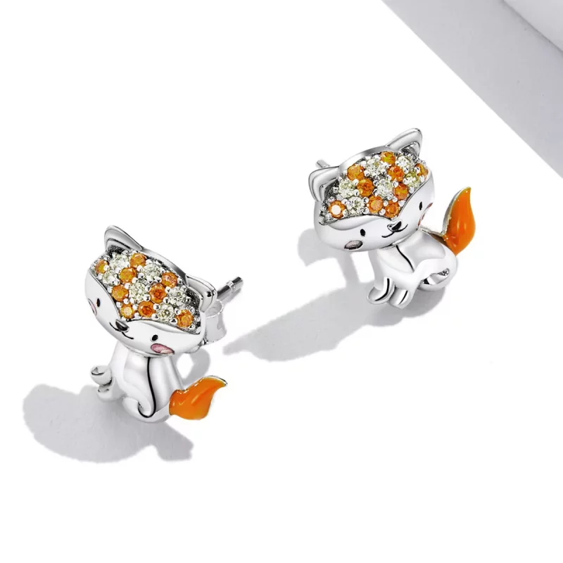 (imagen para) Estos aretes de tuerca estilo Pandora son adorables y tienen la forma de un zorr - Ver 4