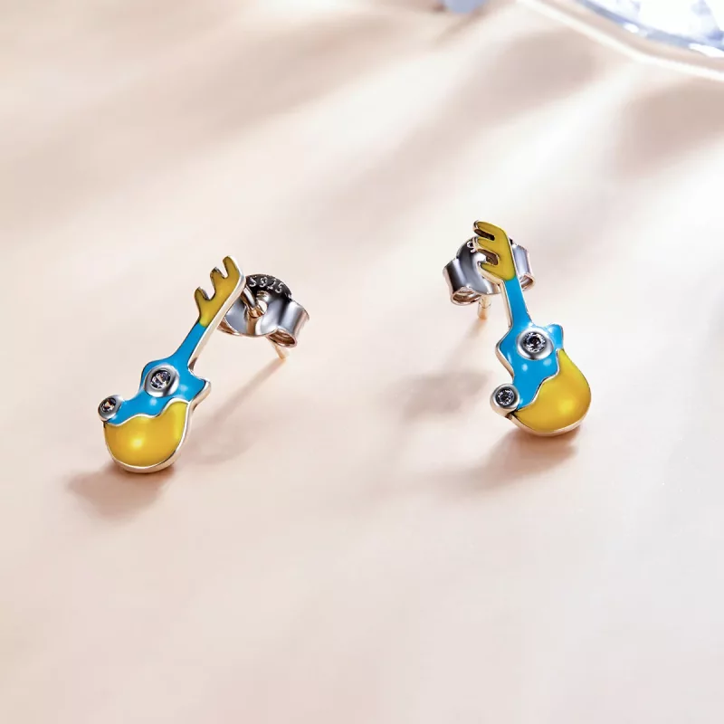 (imagen para) Pendientes de Estilo Pandora en forma de Mini Guitarra - SCE1217 - Ver 2