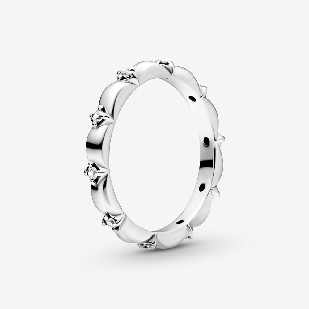 anillo de banda pandora flower petals 198791c01