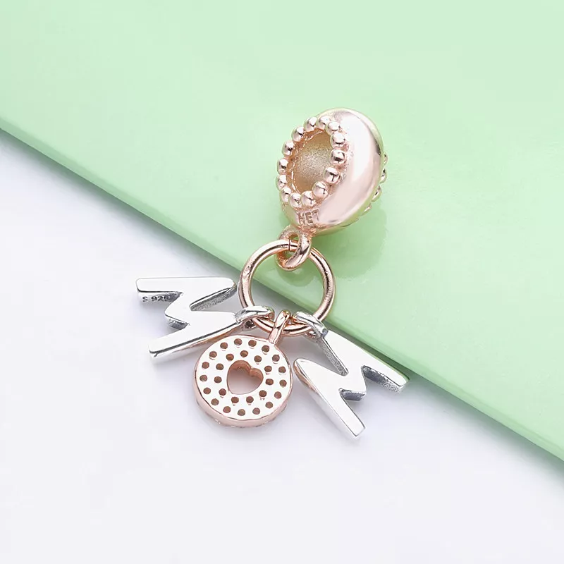 (imagen para) Charm colgante PANDORA Mom Letters - 788828C01 - Ver 2