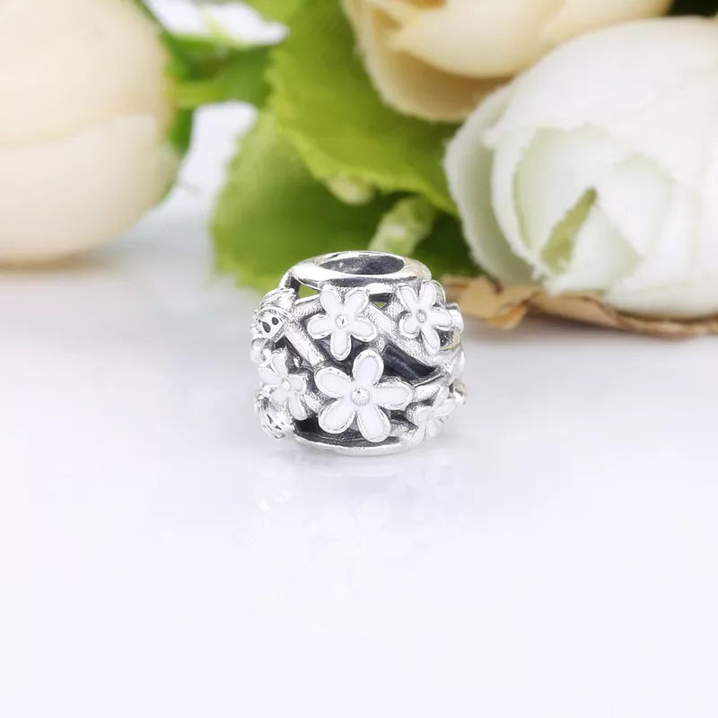 (imagen para) Charm de Plata PANDORA con Abertura en Forma de Margarita - 788772C02 - Ver 2
