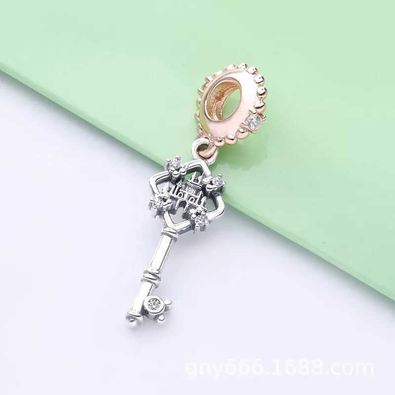(imagen para) Charm Llave Pandora Disney Parks - 788226CZ - Ver 2
