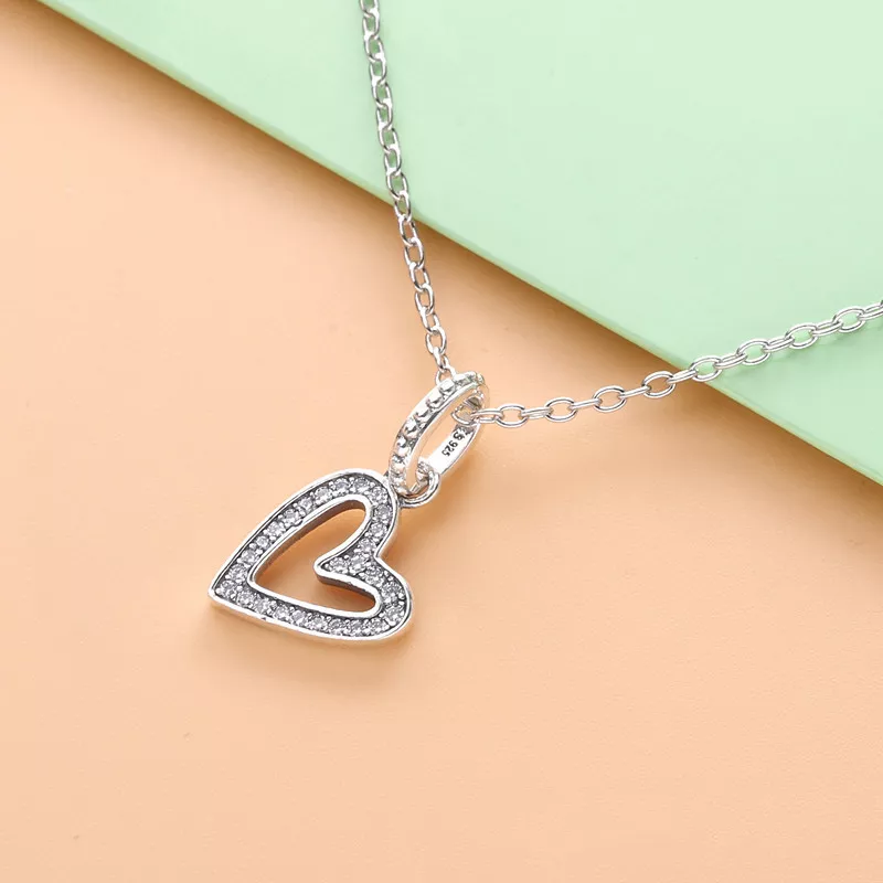 (imagen para) Collar colgante PANDORA Sparkling Freehand Heart - 398688C01 - Ver 3