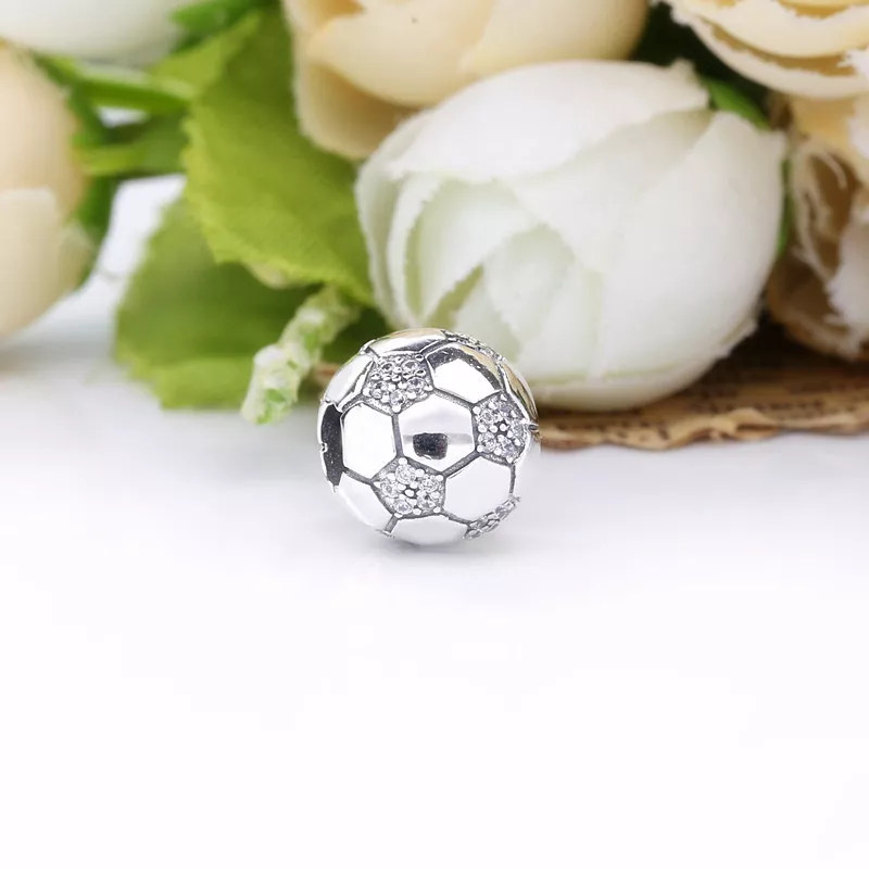 (imagen para) Encanto de fútbol brillante PANDORA - 798795C01 - Ver 2