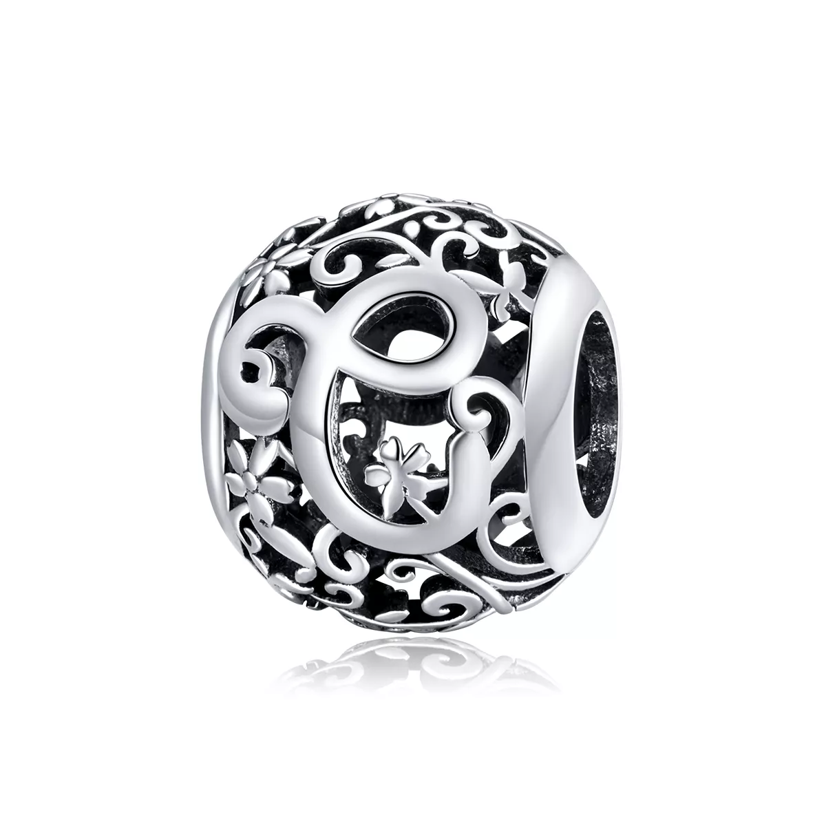 charm de letra c con diseño de flor calada al estilo pandora scc1444 c