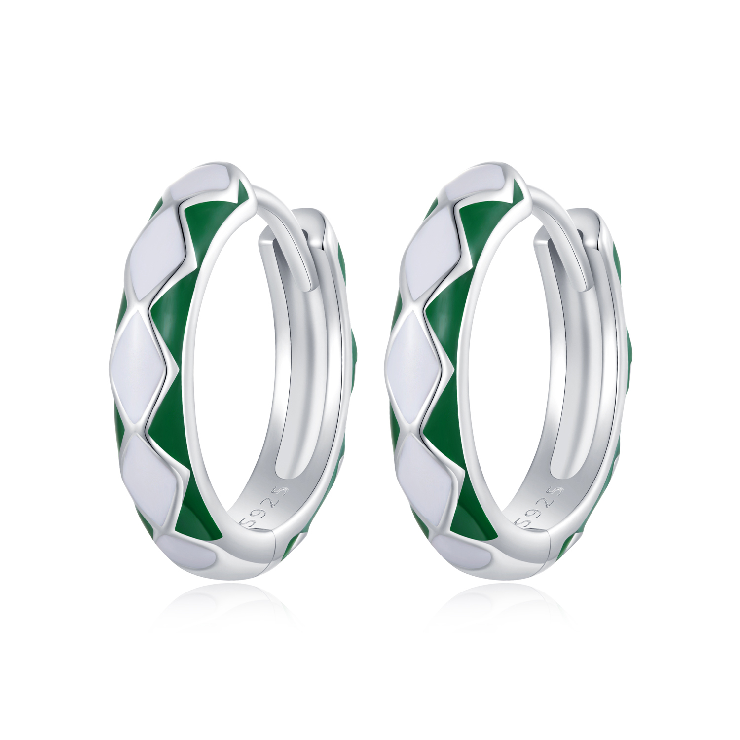 pendientes de aro con patrón de diamantes verdes y blancos estilo pandora sce1611 gn