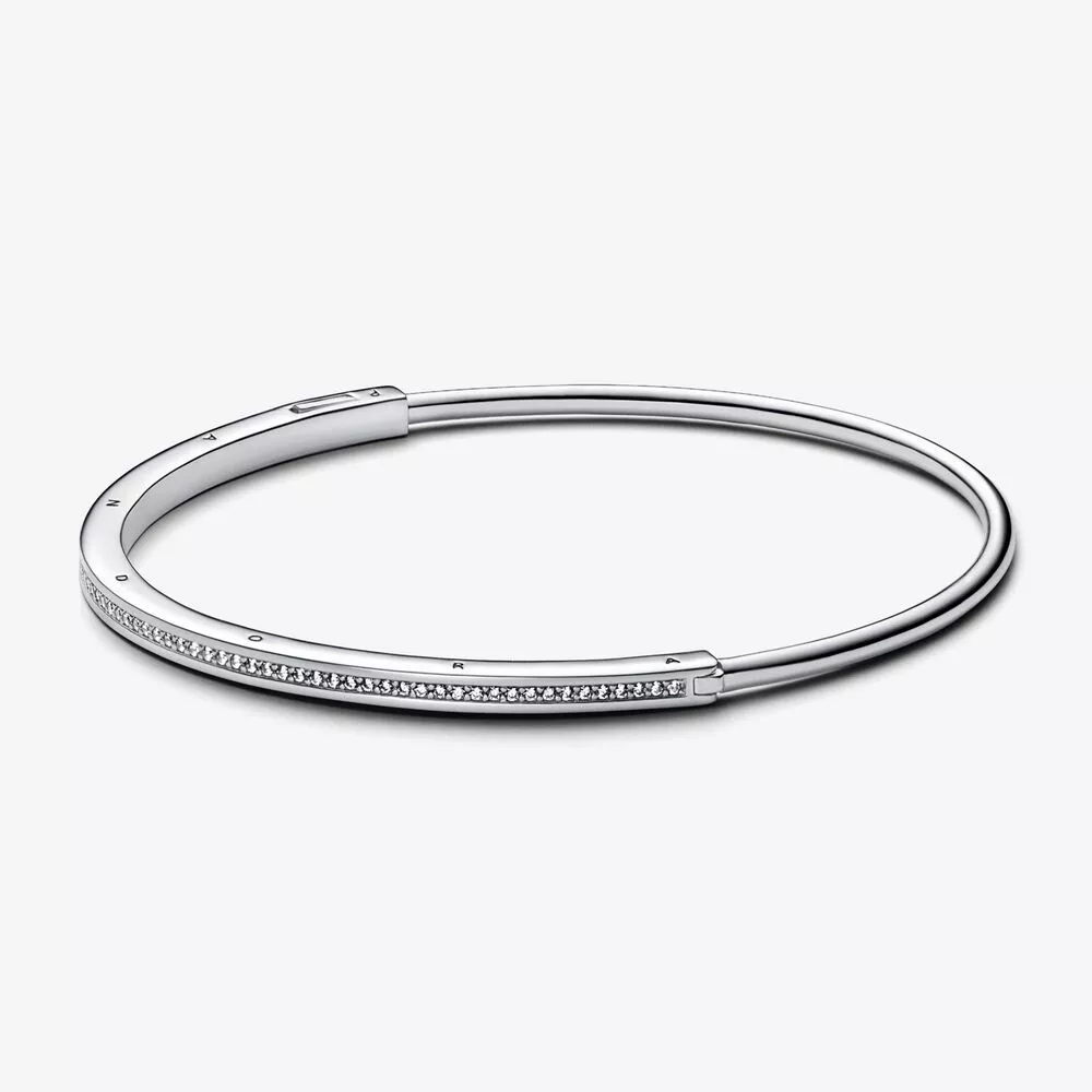 brazalete con pavé y firma de identificación de pandora 592313c01