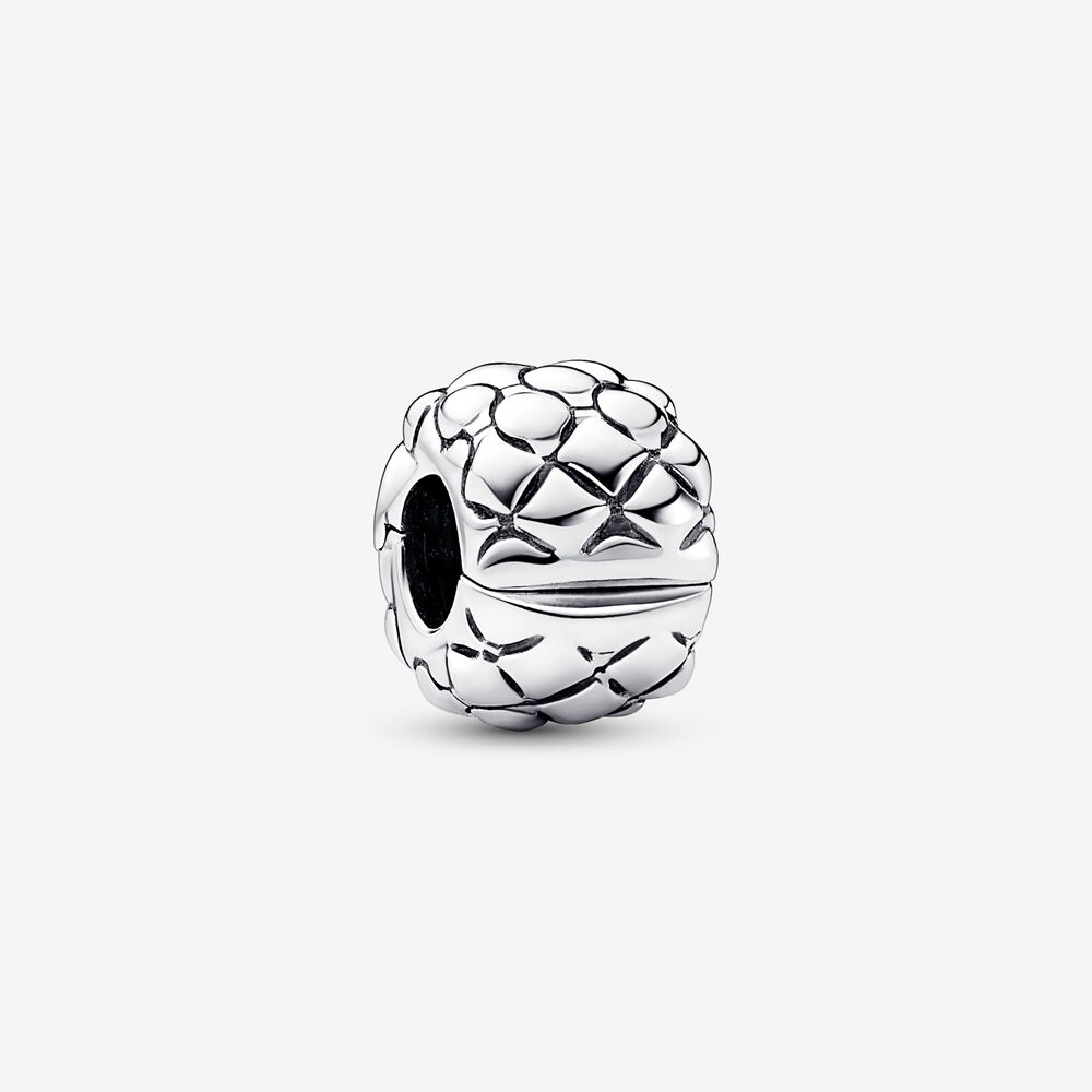 charm con clip y tachuelas de pandora 792746c00
