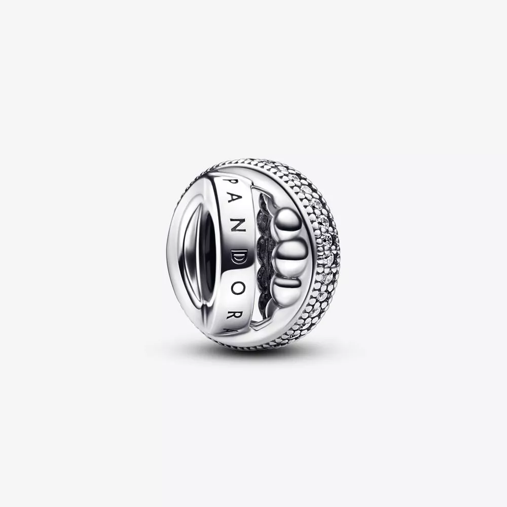 charm con logotipo de pandora pavé y cuentas 792317c01
