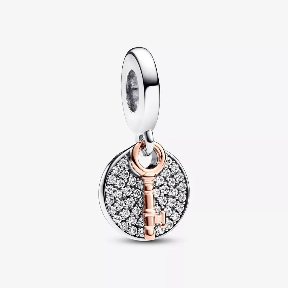 charm colgante pandora doble llave a la felicidad en dos tonos 783236c01