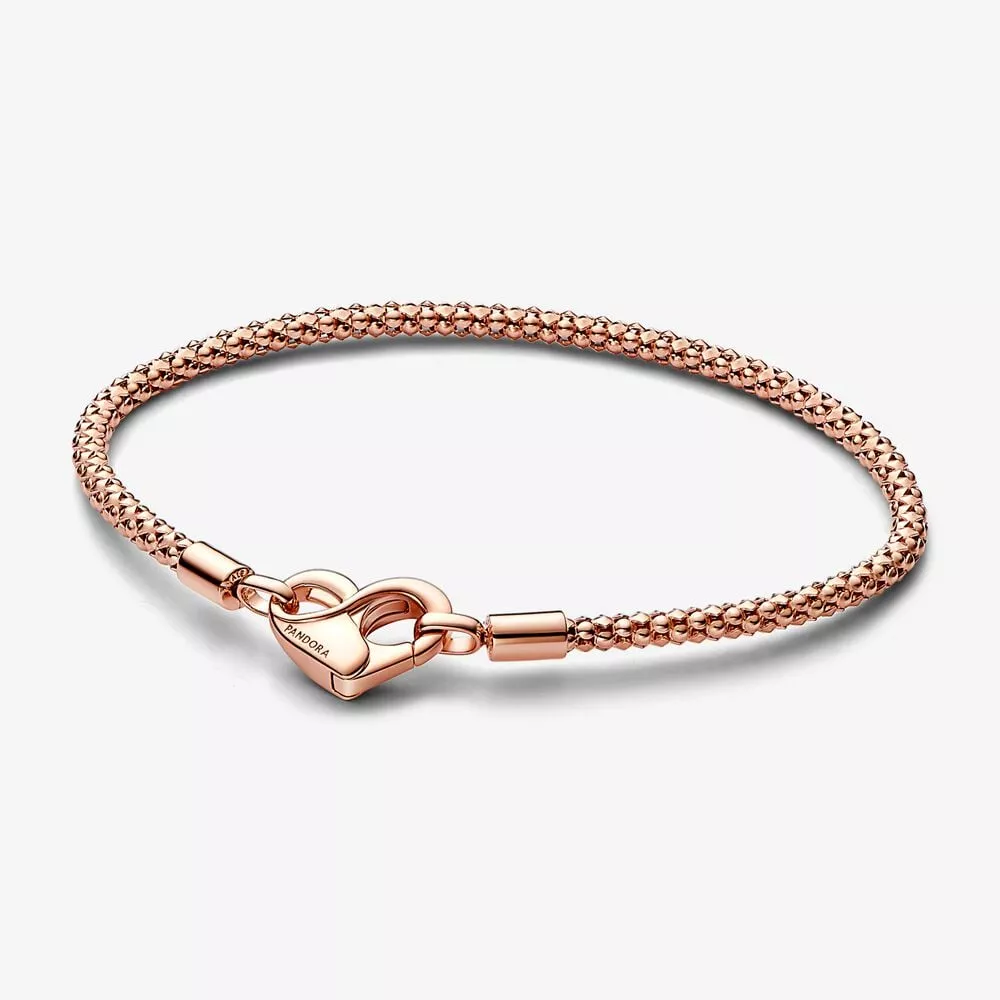 pulsera cadena con tachuelas pandora moments 582731c00