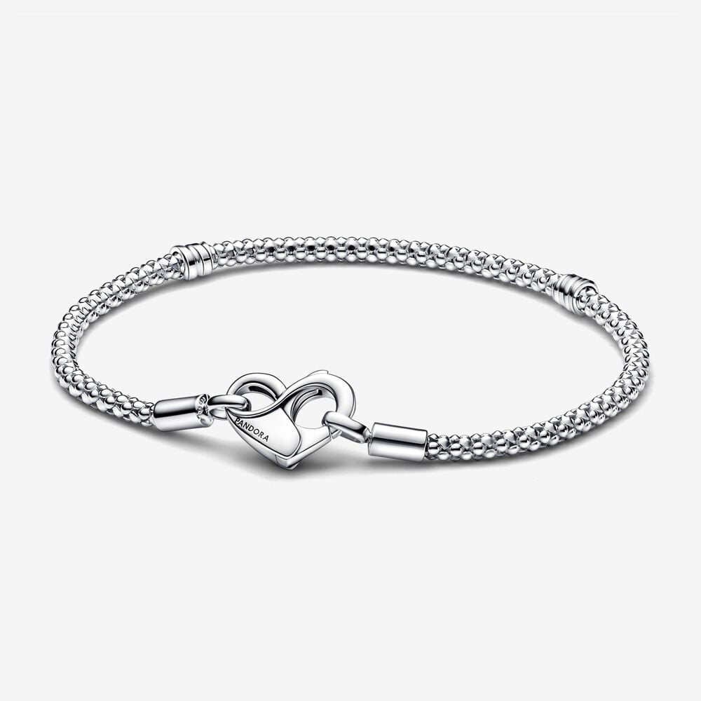 pulsera cadena con tachuelas pandora moments 592453c00