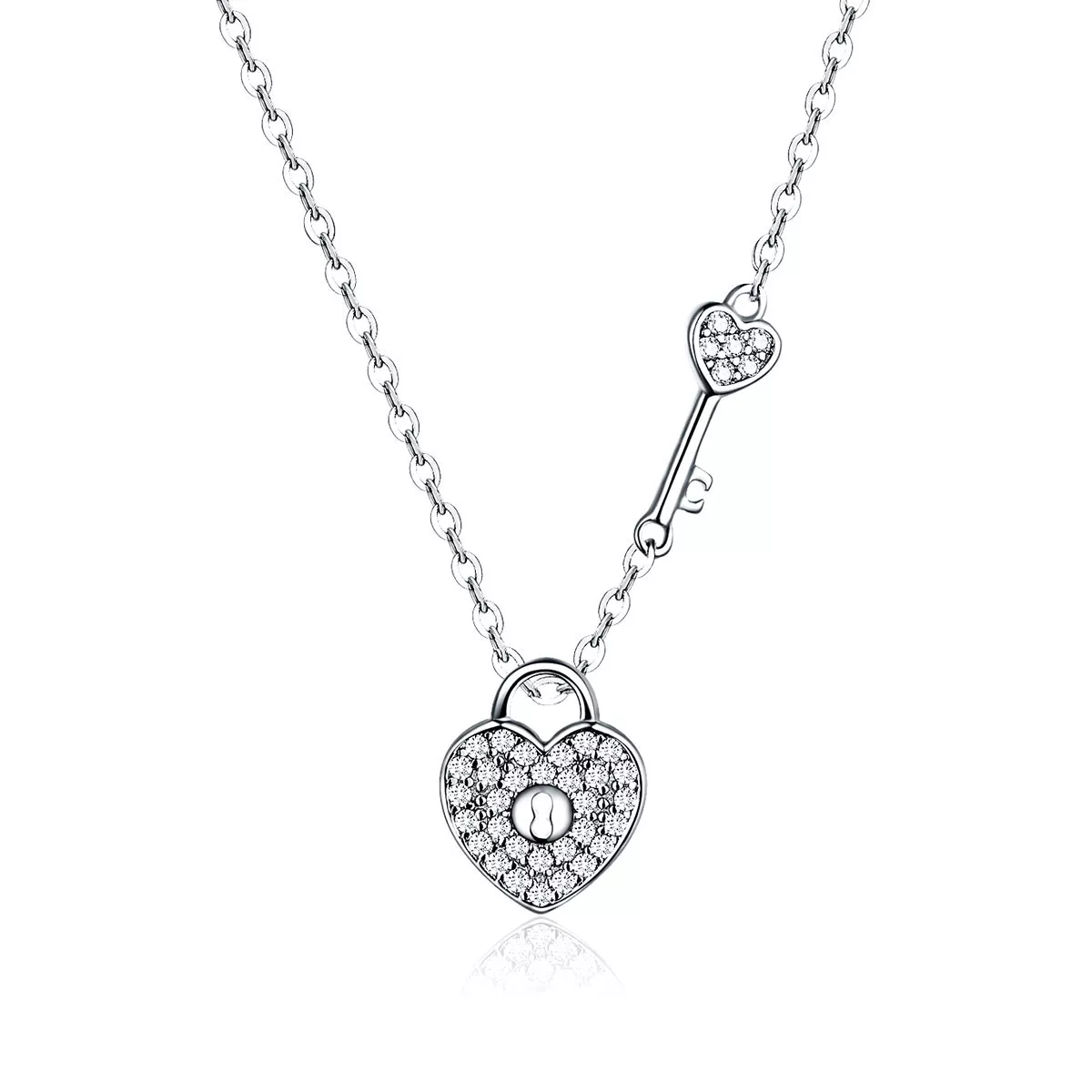 collar de estilo pandora con dijes de corazones de plata scn315